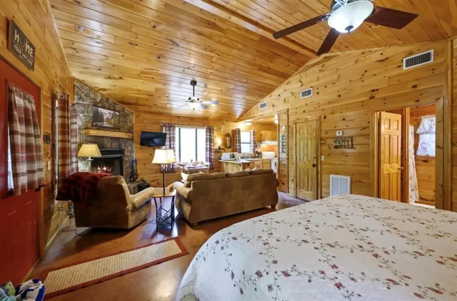 288 Split Shot Circle, Broken Bow, OK 74728 - #2
