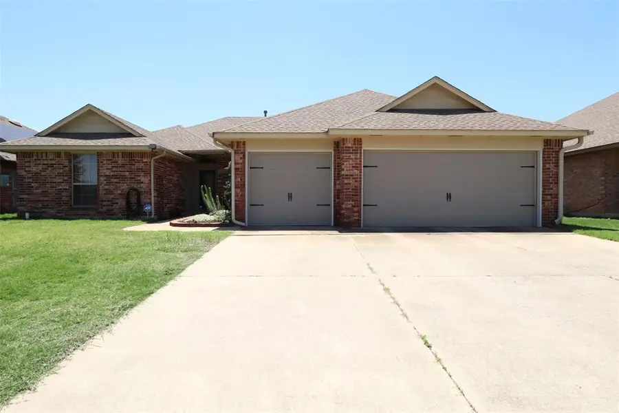 1712 SW 33rd Street, Moore, OK 73160 - #2