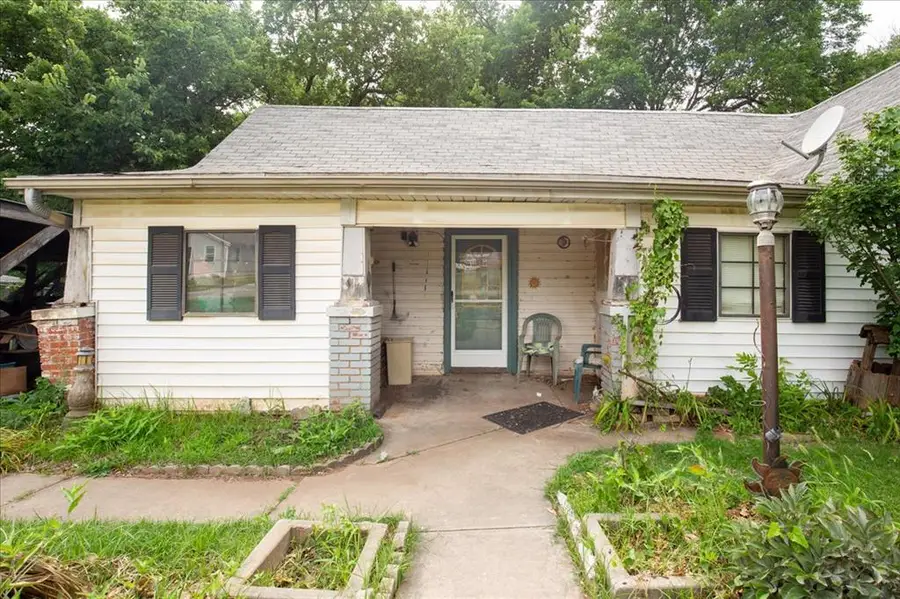 114 N 6th Street, Yukon, OK 73099 - #2