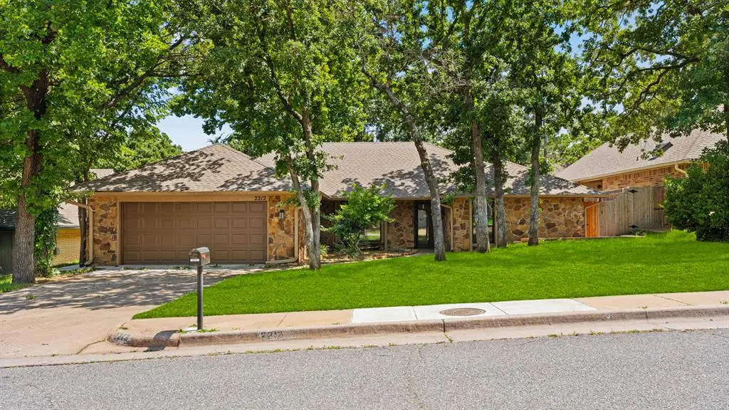 2212 Dover Drive, Edmond, OK 73034 - #1