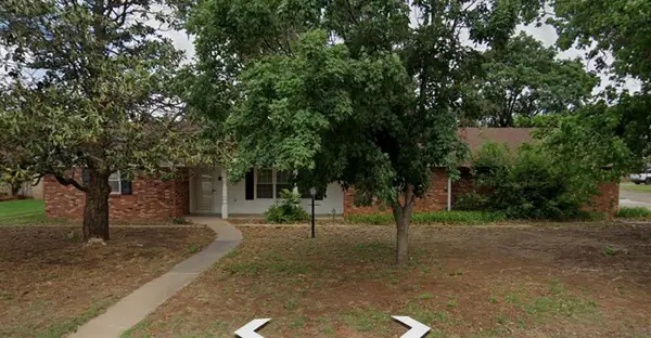 1537 Pine Avenue, Weatherford, OK 73096