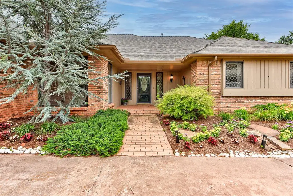 1504 Nightingale Lane, Edmond, OK 73034 - #1