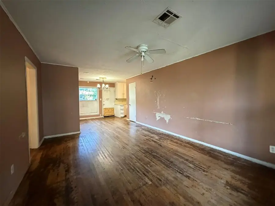 1518 Carlisle Court, Oklahoma City, OK 73120 - #3