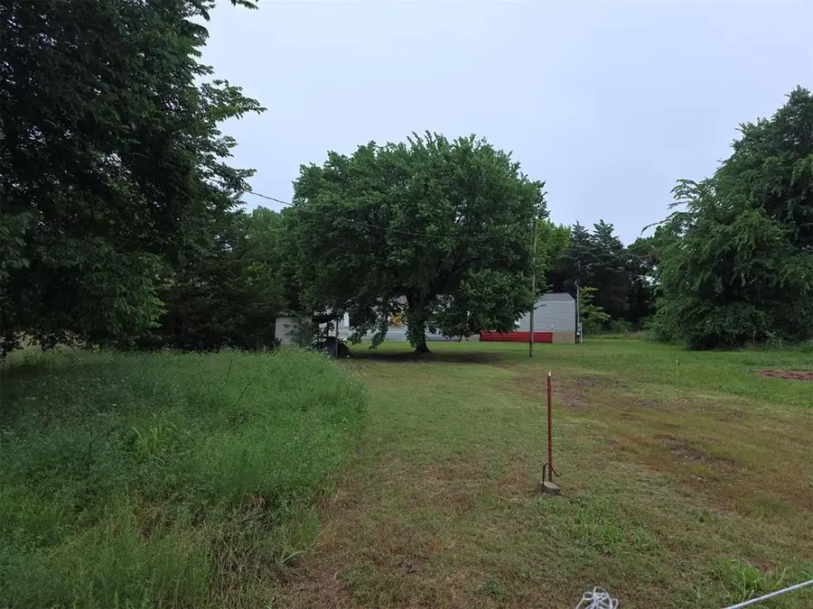 420 E Douglas Street, Earlsboro, OK 74840 - #2