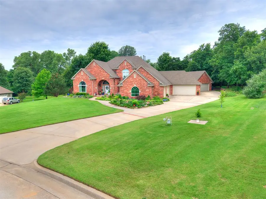 321 Hickory Forest Drive, Choctaw, OK 73020 - #2