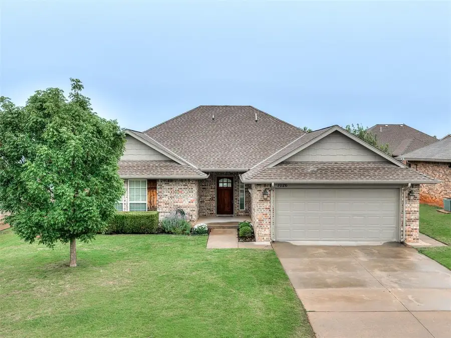 7026 N Cherokee, Warr Acres, OK 73132 - #2