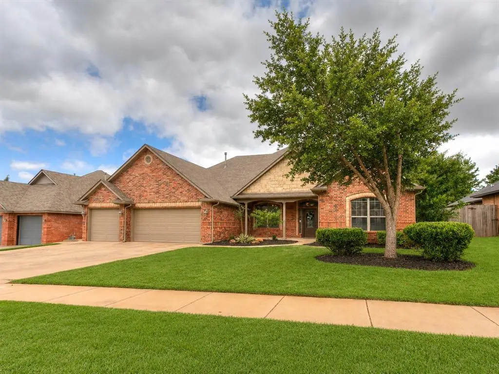 245 E Mobile Terrace, Mustang, OK 73064 - #1