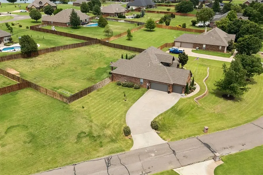 14708 Cottonwood Drive, Edmond, OK 73025 - #3
