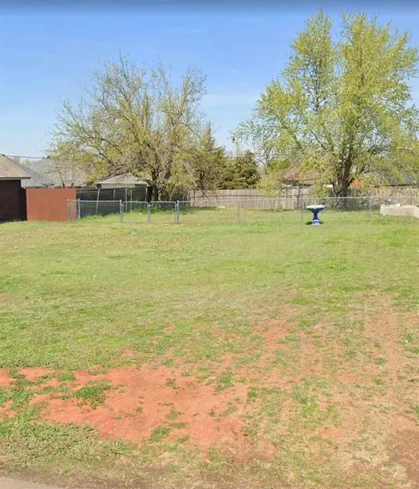5909 SE 8th Street, Midwest City, OK 73110