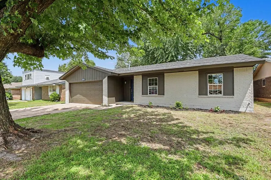 9719 NE 3rd Place, Midwest City, OK 73130 - #2