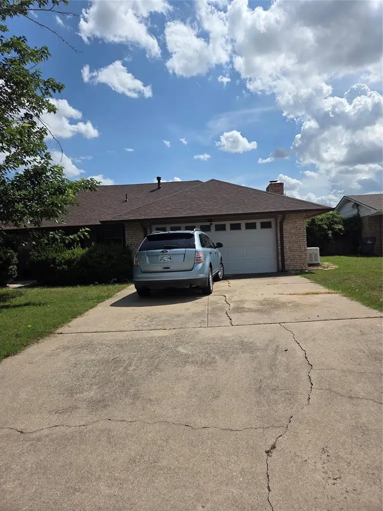 6208 NW Chestnut Lane, Lawton, OK 73505 - #3