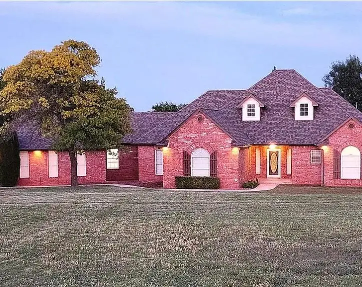2010 Sandpiper Drive, Blanchard, OK 73010 - #1