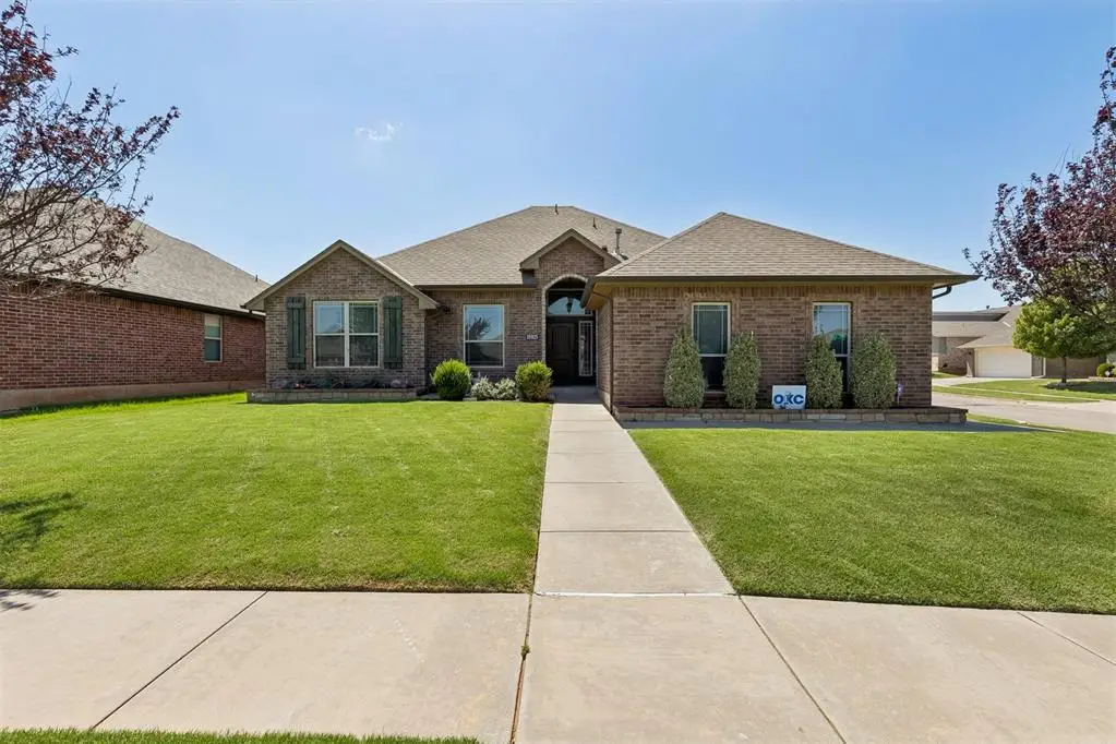 15925 Burkett Circle, Edmond, OK 73013 - #1