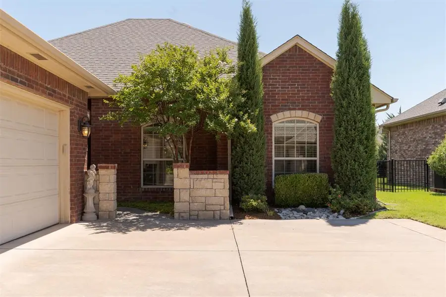 10228 Bald Cypress Drive, Oklahoma City, OK 73120 - #2