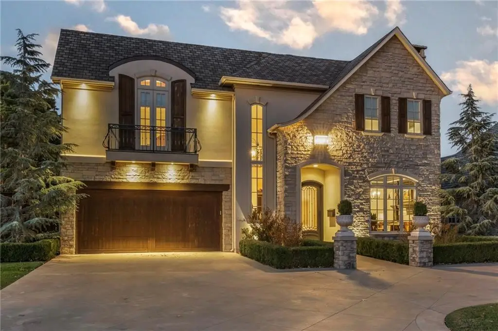1703 Windsor Place, Nichols Hills, OK 73116 - #1