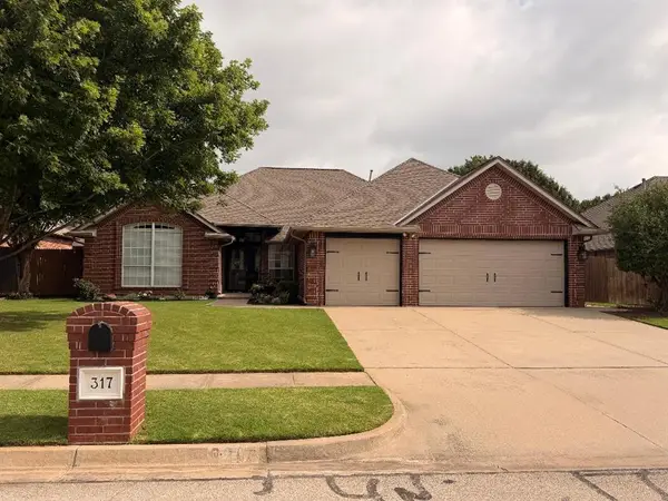 317 Paxton Court, Norman, OK 73069