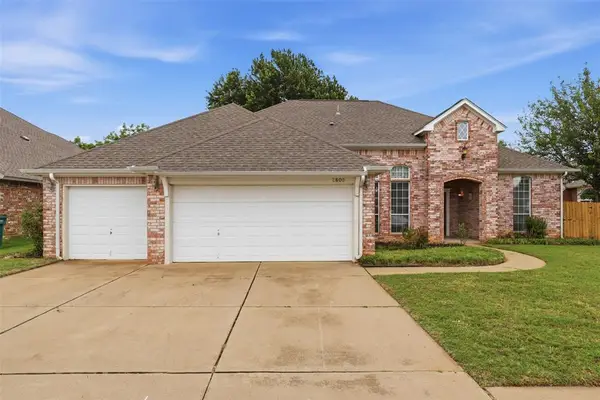 2608 Kingsley Lane, Oklahoma City, OK 73128