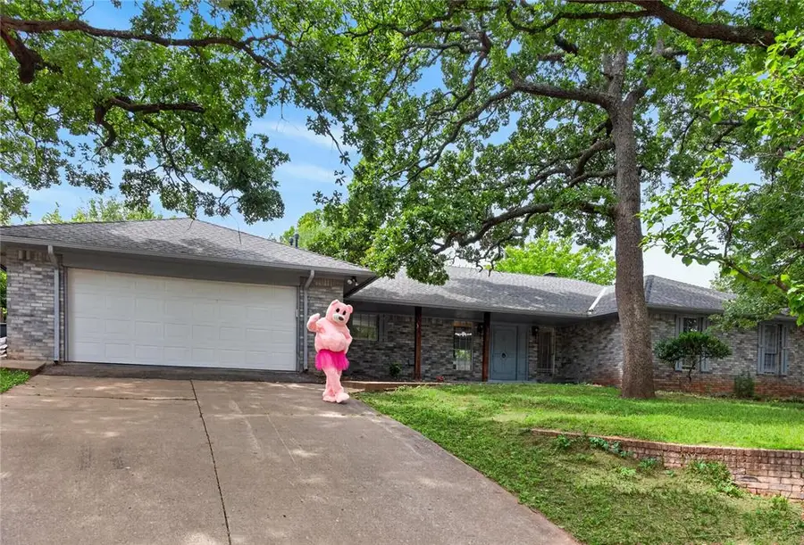 1212 Ridgecrest Street, Edmond, OK 73013 - #2