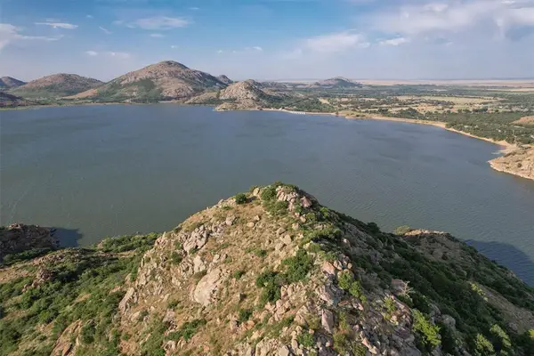 6 Hicks Mountain Road, Lone Wolf, OK 73655