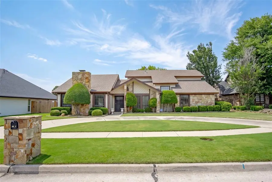 8013 Brownsville Lane, Bethany, OK 73008 - #2