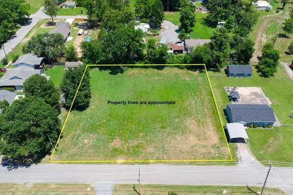 302 S Scott Street, Fort Gibson, OK 74434