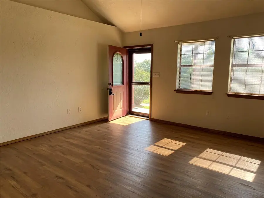 410 N C Street, Cement, OK 73017 - #3