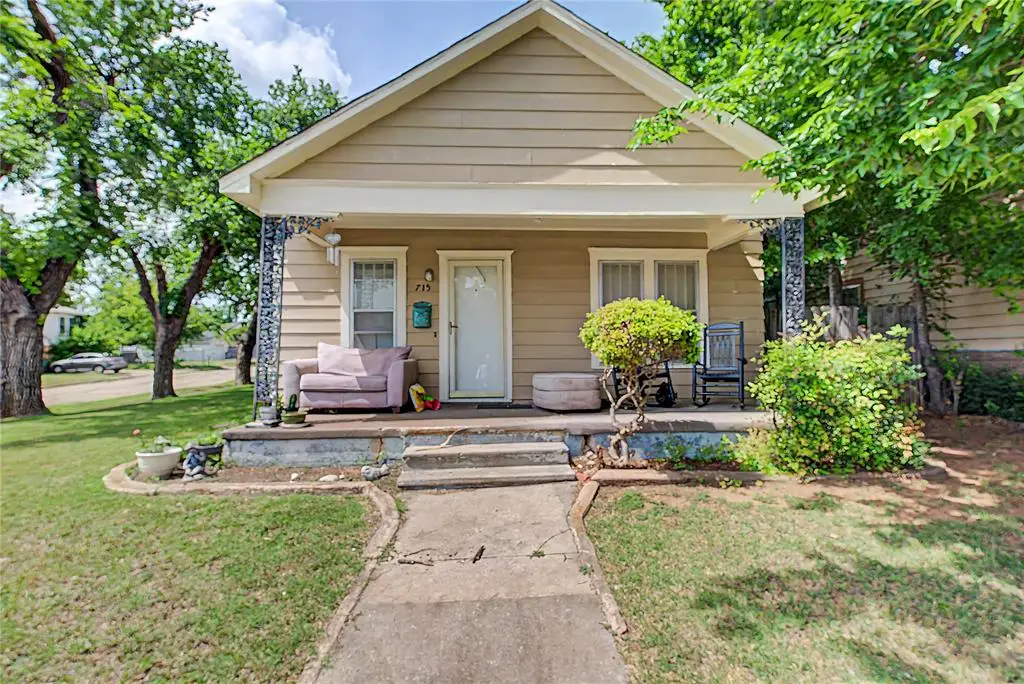 715 NW Arlington Avenue, Lawton, OK 73507 - #1