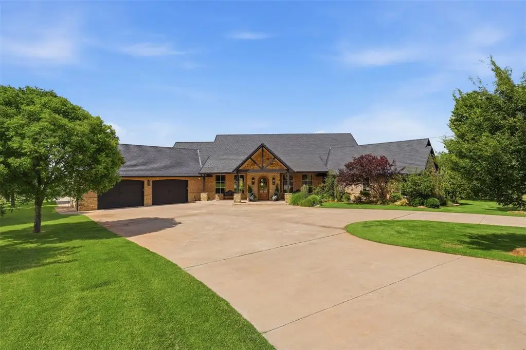 2191 W Center Road, Norman, OK 73072 - #1