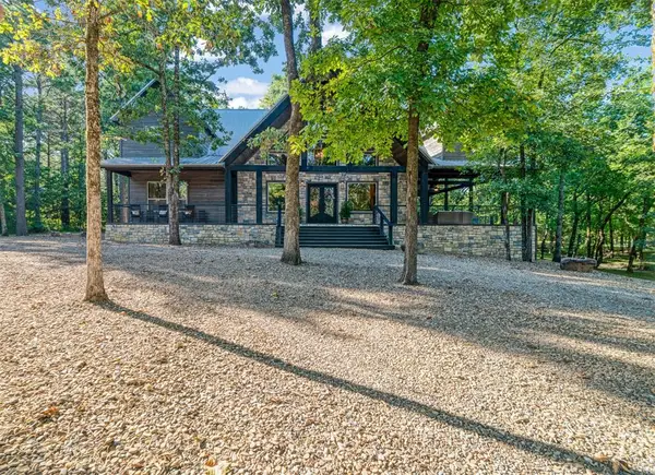 117 Lost Cedar Trail, Hochatown, OK 74728