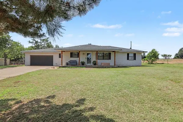 3164 Sharon Gale Drive, Guthrie, OK 73044