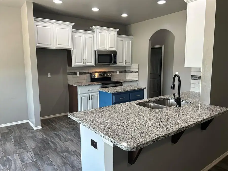 445 E Timberland Lane, Guthrie, OK 73044 - #3