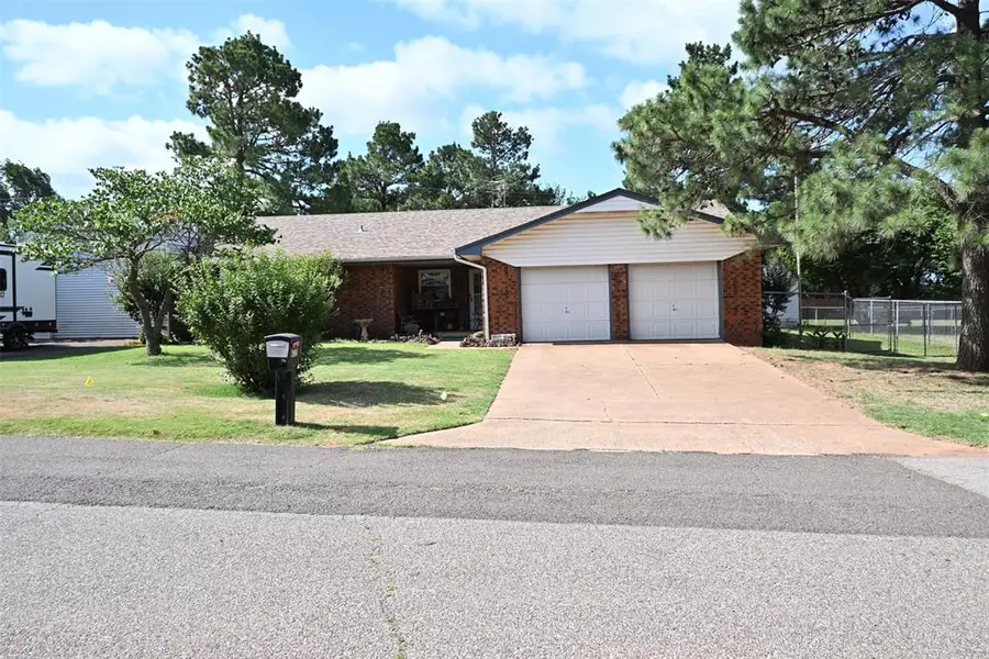 432 E Carson Lane, Mustang, OK 73064 - #2