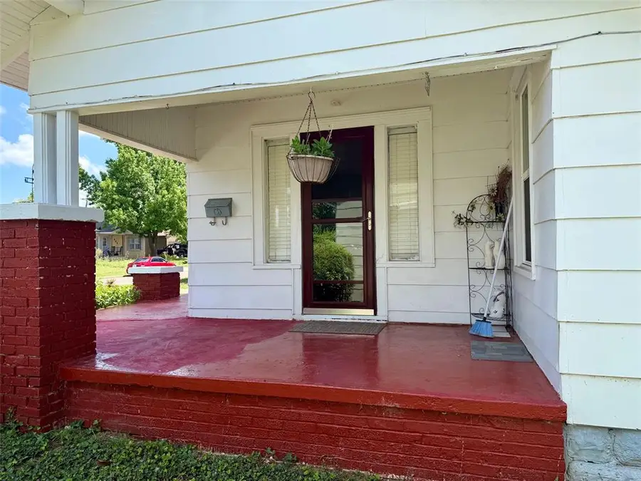 910 Overland Court, Shawnee, OK 74801 - #3
