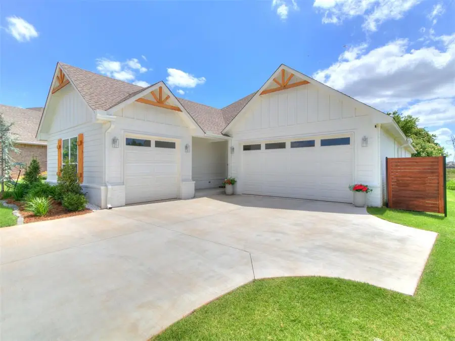 9052 NW 144th Street, Yukon, OK 73099 - #2