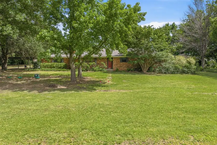 9102 E 32 Highway, Marietta, OK 73448 - #2