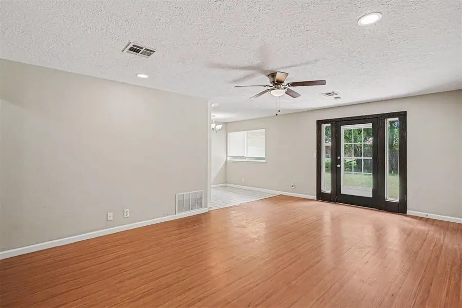 1317 Columbia Circle, Norman, OK 73071 - #3