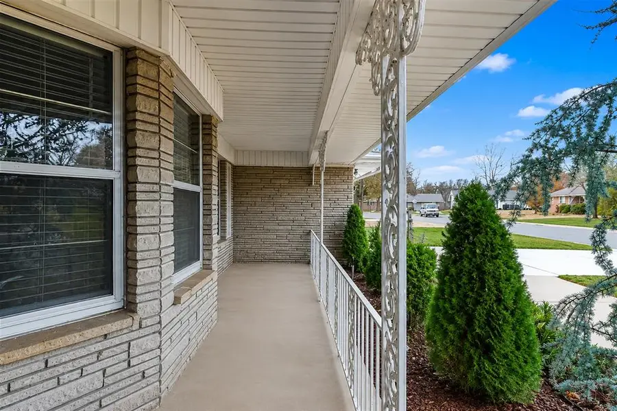 3520 NW 42nd Street, Oklahoma City, OK 73112 - #3
