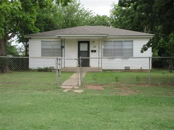 111 W Main Street, Tecumseh, OK 74873