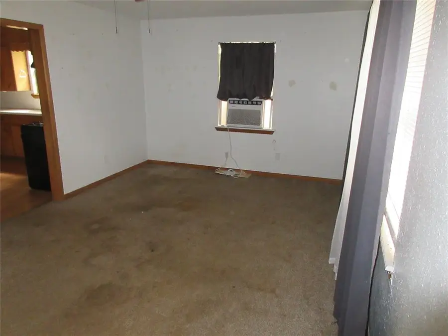 111 W Main Street, Tecumseh, OK 74873 - #2