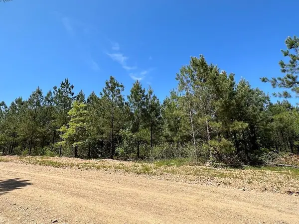 135 Crooked Stick Trail, Broken Bow, OK 74728