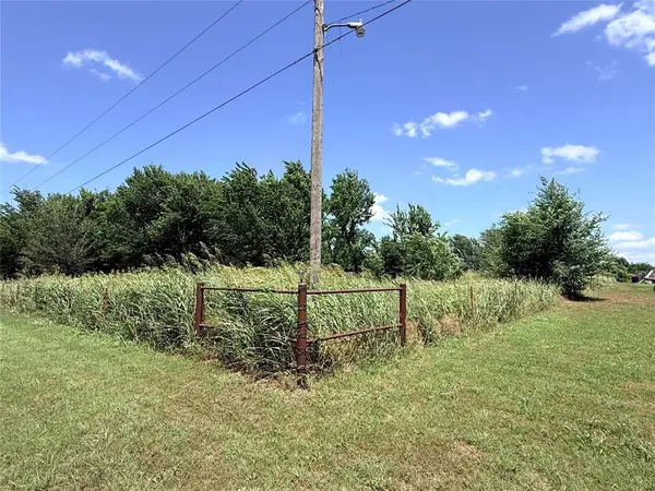 S 3450 Road, Meeker, OK 74855