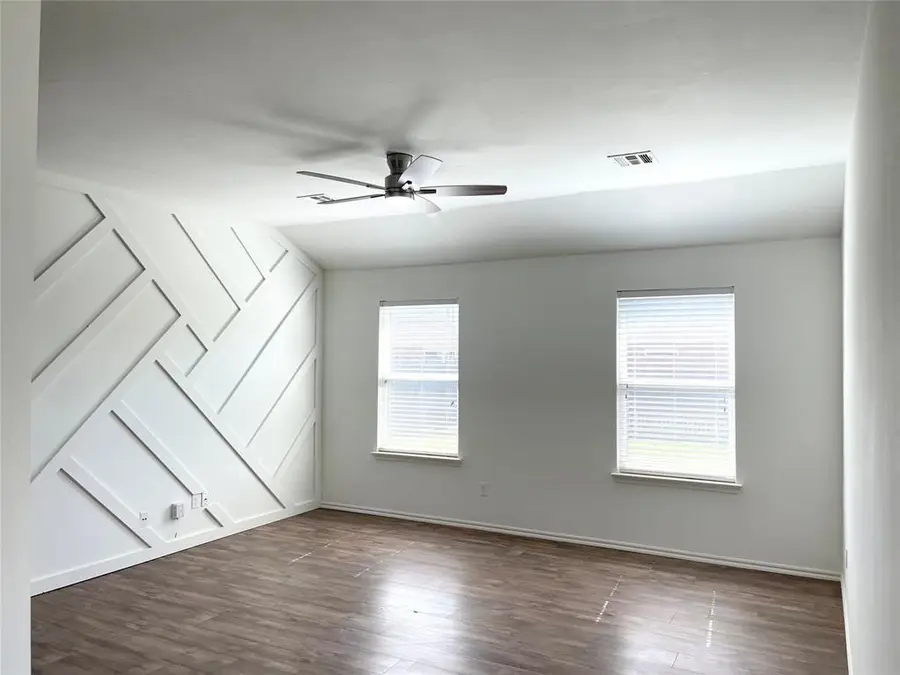 9216 NW 71st Street, Yukon, OK 73099 - #3