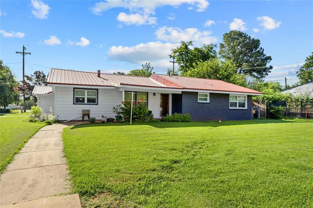 604 SW 3rd Street, Checotah, OK 74426 - #1