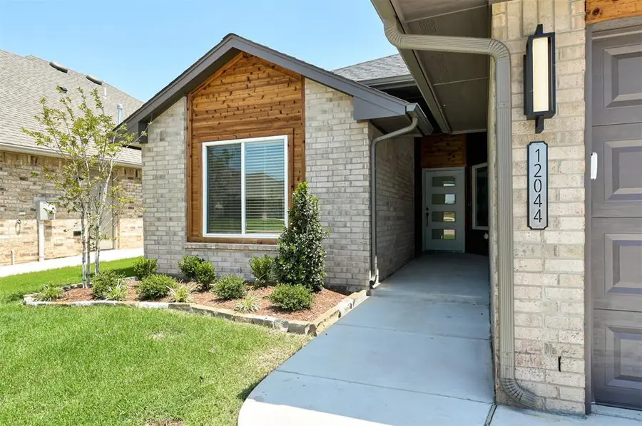 12044 Rockbed Drive, Yukon, OK 73099 - #3