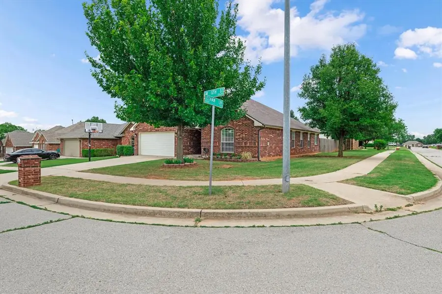 12524 SW 12th Street, Yukon, OK 73099 - #2