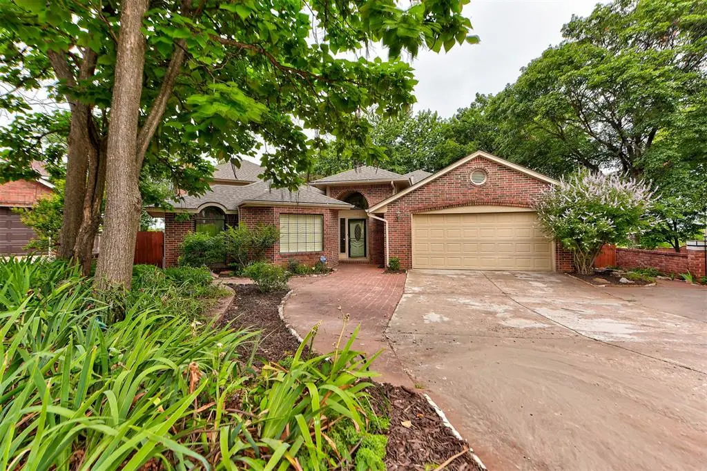 1116 Fountain Gate Court, Norman, OK 73072 - #1