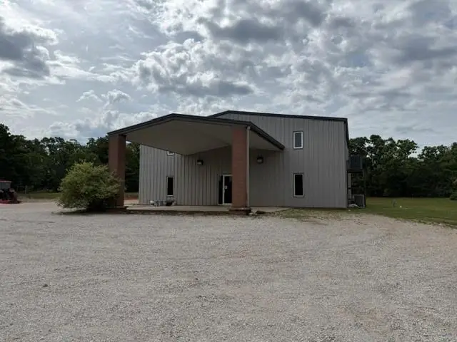 1805 E 8th Street, Chandler, OK 74834 - #2