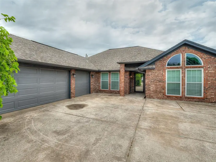 3524 Northridge Terrace, Choctaw, OK 73020 - #2