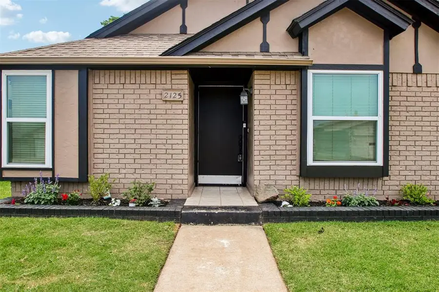 2125 Goodrich Drive, Moore, OK 73170 - #2