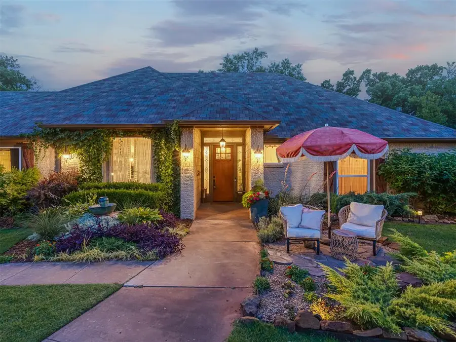 2010 Silver Crest Drive, Edmond, OK 73025 - #2